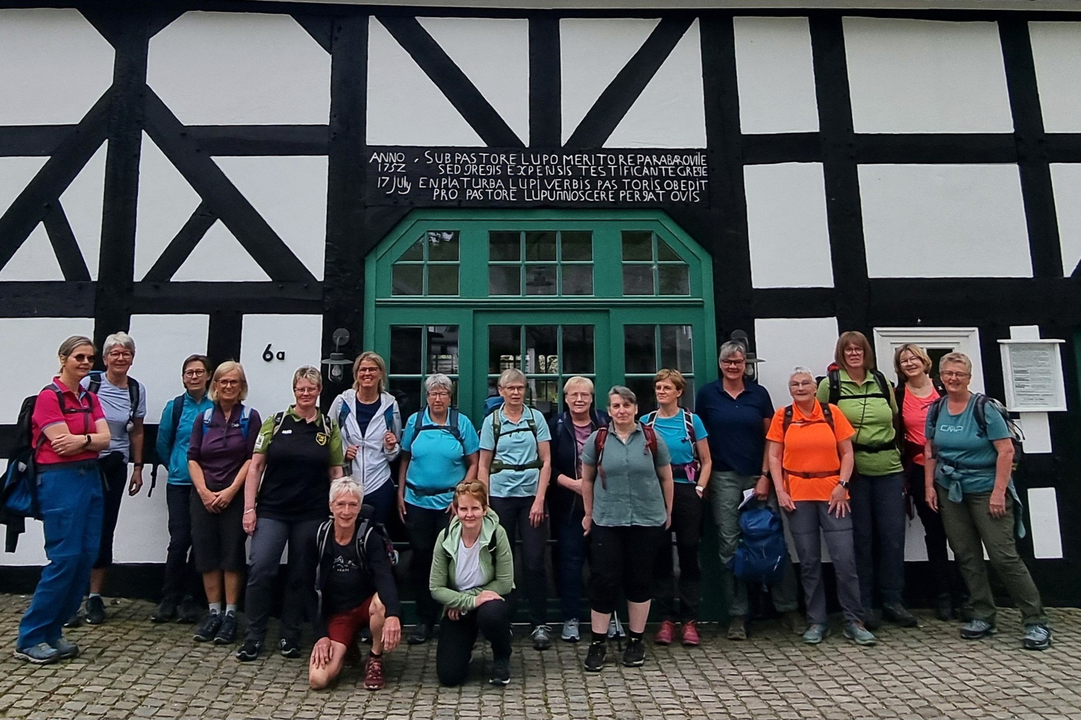 Freitagsturnerinnen zu Besuch im Golddorf Lenne